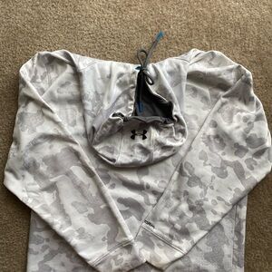 Men’s XL Under Armour Hoodie